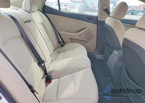 2015 Kia Optima Lx z USA, uszkodzony, nr VIN KNAGM4A71F5549253